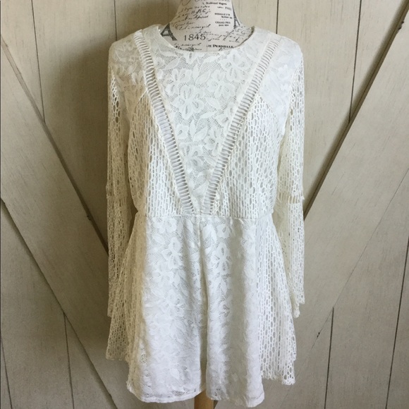 ❄️ASOS White Lace Laser-Cut Romper❄️ - Picture 1 of 8